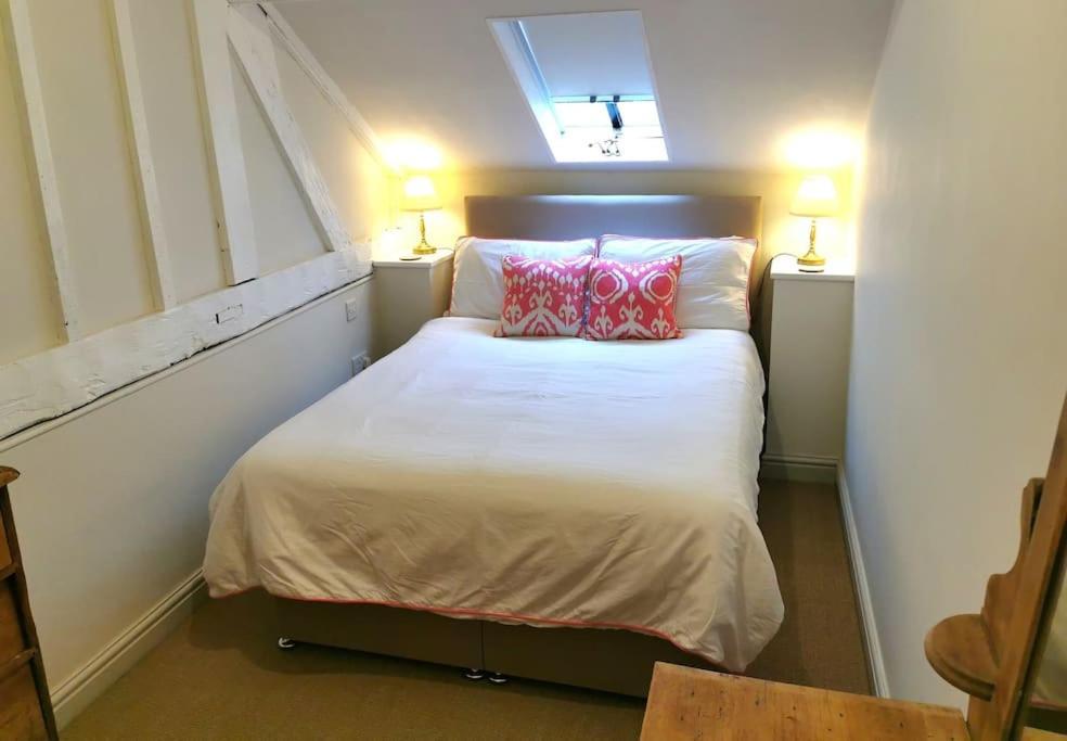 Lovely 2 Bed Annexe Near סליסבורי מראה חיצוני תמונה