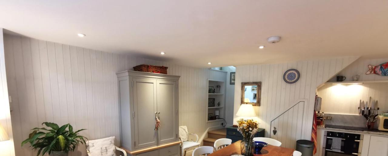 Lovely 2 Bed Annexe Near סליסבורי מראה חיצוני תמונה
