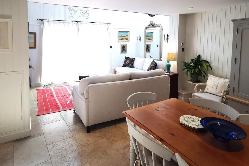 Lovely 2 Bed Annexe Near סליסבורי מראה חיצוני תמונה
